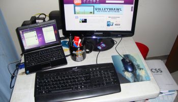Michel Barbagallo's clean working desk