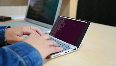 gpd pocket being used