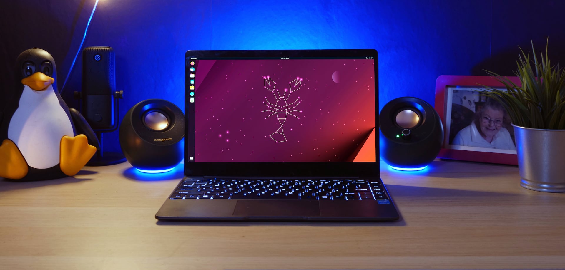 ubuntu 23.04 on a laptop