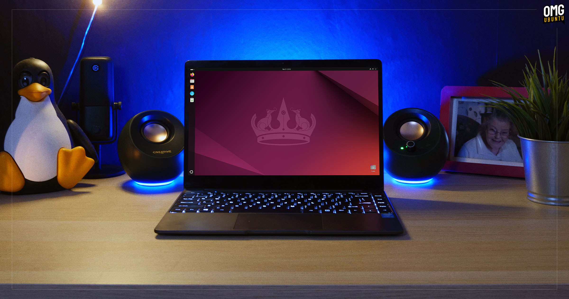 Ubuntu 24.04 LTS OS running on a black laptop placed on a desk.